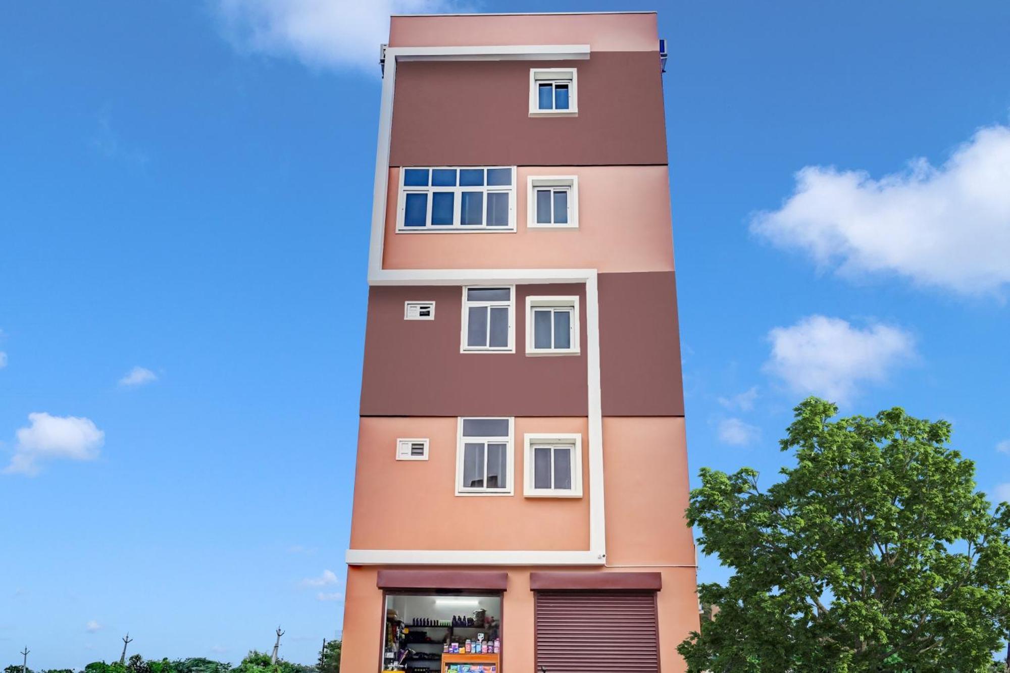 Oyo Home Msr Guest Inn Homestay Неллуру Экстерьер фото